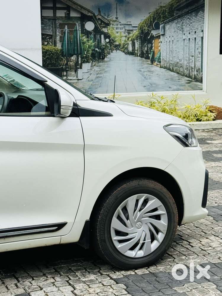 Maruti Suzuki Ertiga Vxi At Petrol, 2021, Petrol