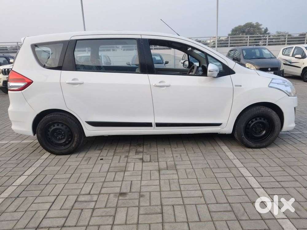 Maruti Suzuki Ertiga 2012-2015 Vdi, 2012, Diesel