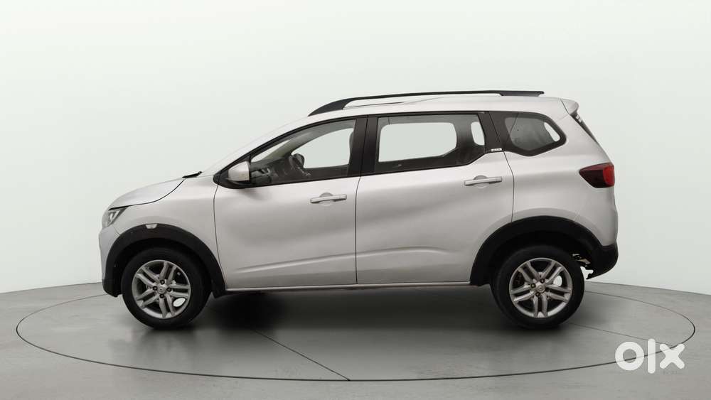 Renault Triber Rxz, 2021, Petrol