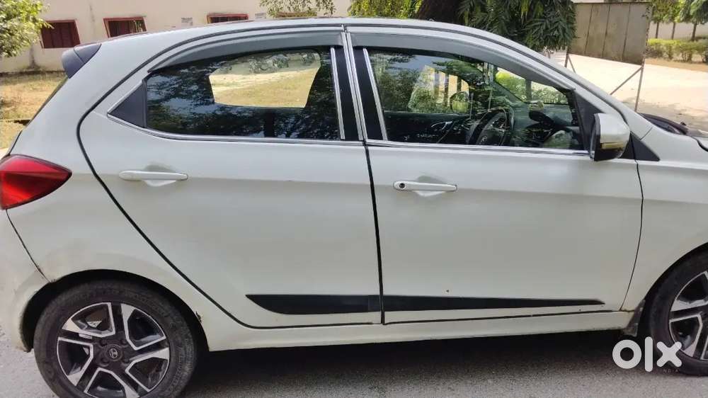 Tata Tiago Petrol 2019