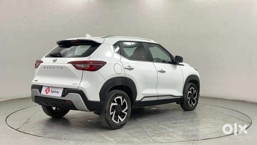 Nissan Magnite 1.0 Xv Premium Turbo Cvt, 2022, Petrol