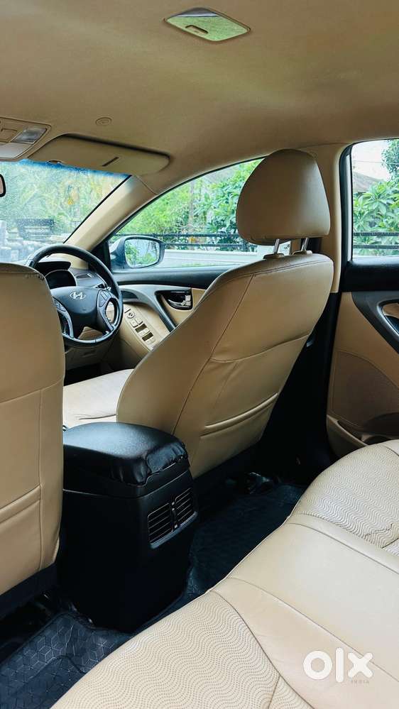 Hyundai Elantra 2913
