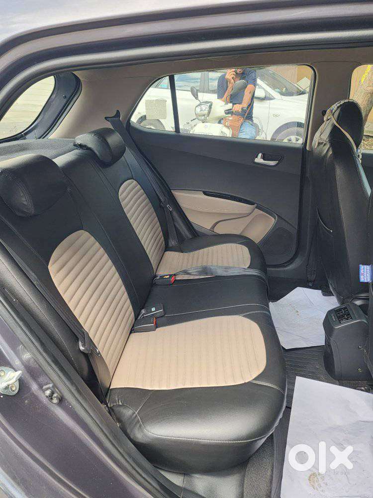 Hyundai Grand I10 Asta Option, 2017, Petrol