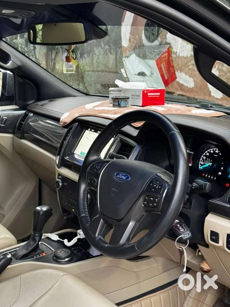 Ford Endeavour 3.2 2018