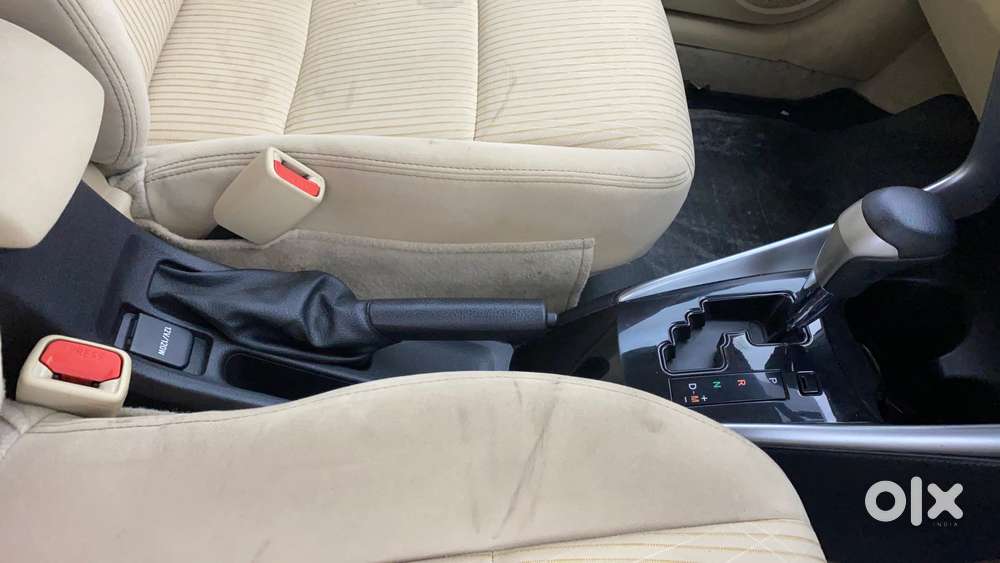 Toyota Yaris G Cvt, 2018, Petrol