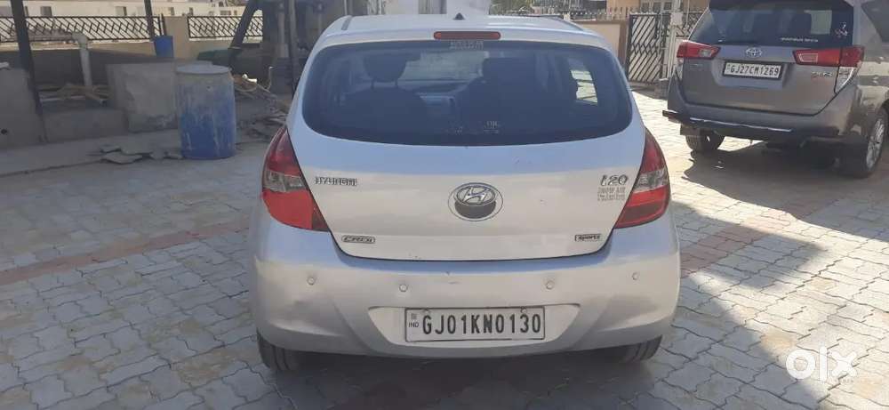 Hyundai I20 2011 Diesel 98000 Km Driven