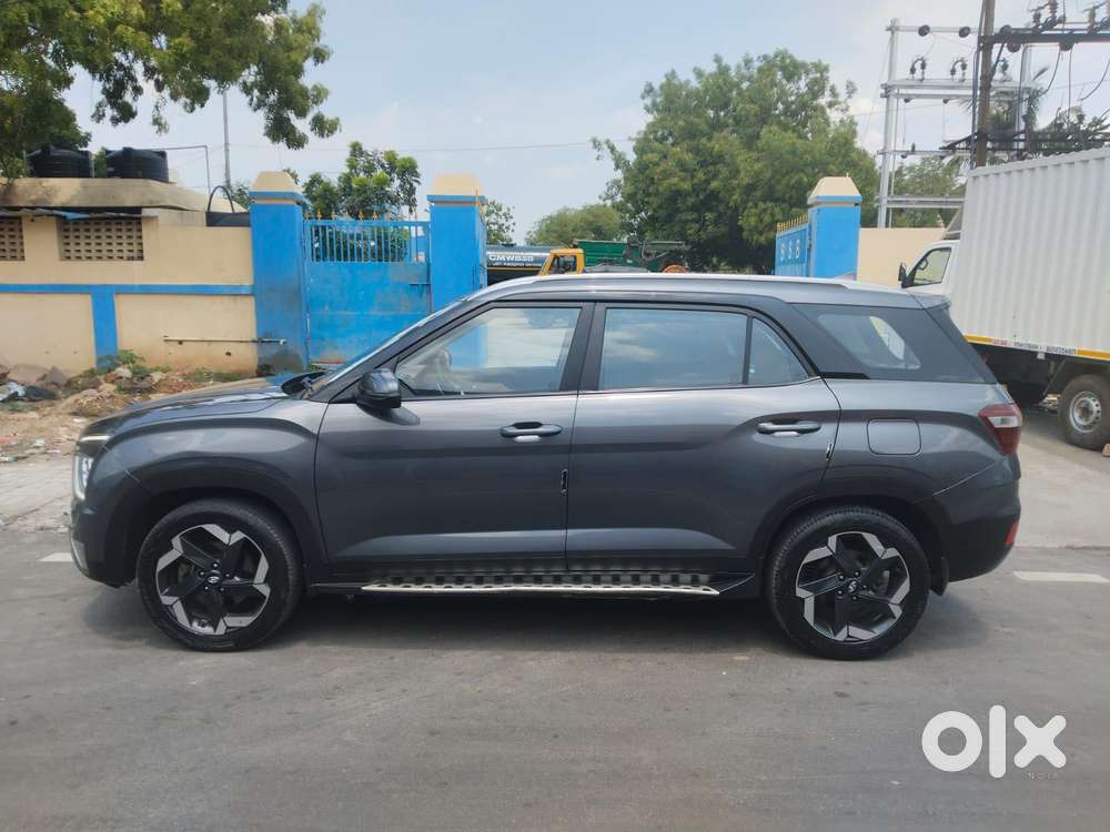 Hyundai Alcazar 2.0 Signature (o) Petrol At 6 Str, 2023, Petrol