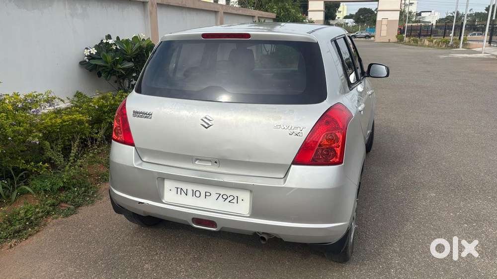 Maruti Suzuki Swift 1.3 Vxi, 2006, Petrol
