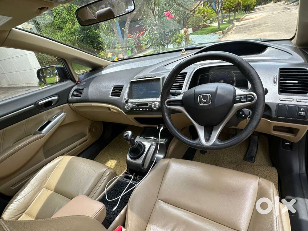 Honda Civic 1.8 V Mt Sunroof | Limited Edition | Immaculate