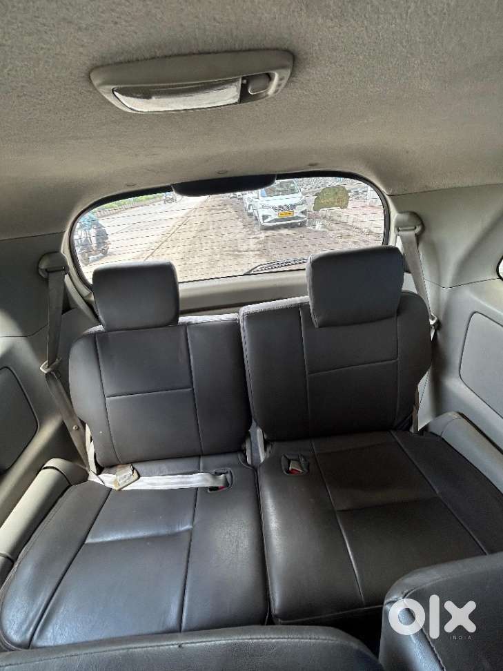 Toyota Innova 2.5 V 8 Str, 2014, Diesel