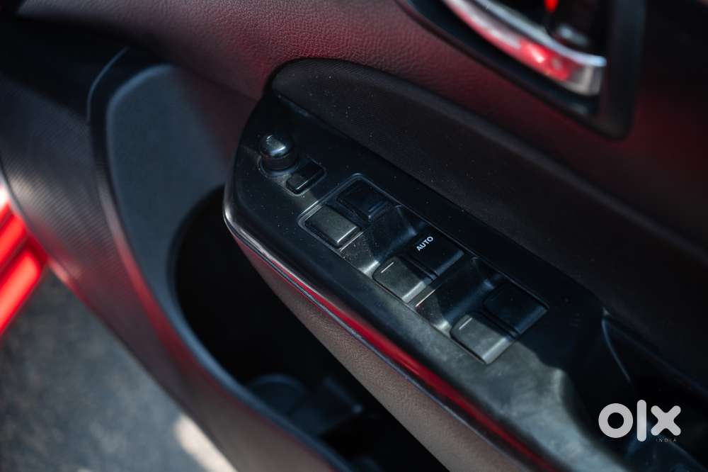 Maruti Suzuki Swift 1.2 Vxi (o), 2015, Petrol