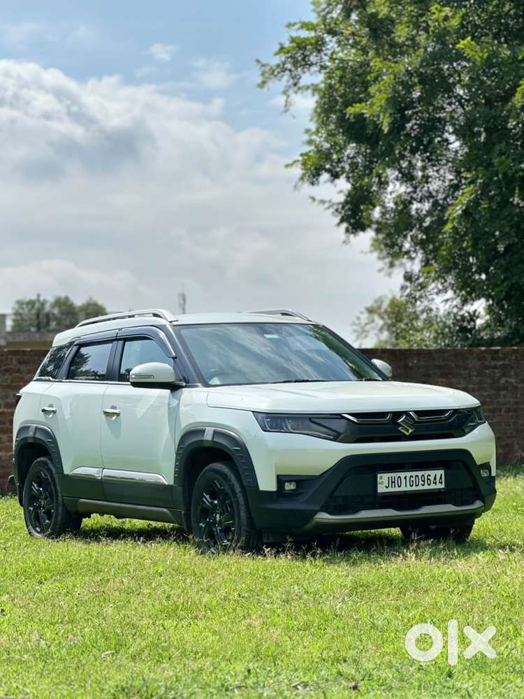 Maruti Suzuki Brezza 1.5 Zxi At Smart Hybrid Dual Tone, 2025, Petrol