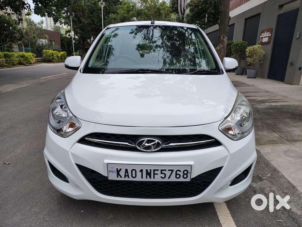 Hyundai I10 Sportz At, 2011, Petrol