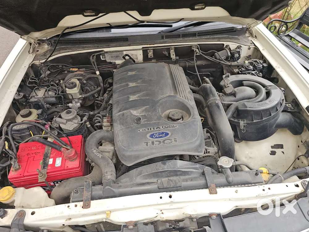 Ford Endeavor 2011 Model Only 1 Lakh Km Driven In Best Condition