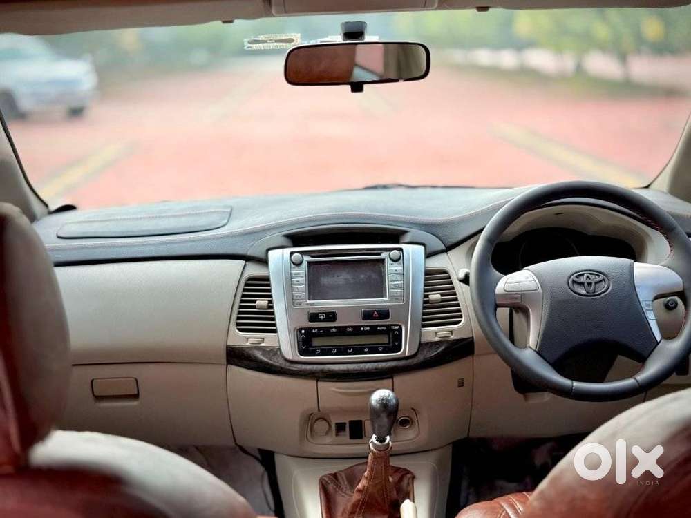 Toyota Innova 2.5 Vx 7 Str Bs-iii, 2013, Diesel