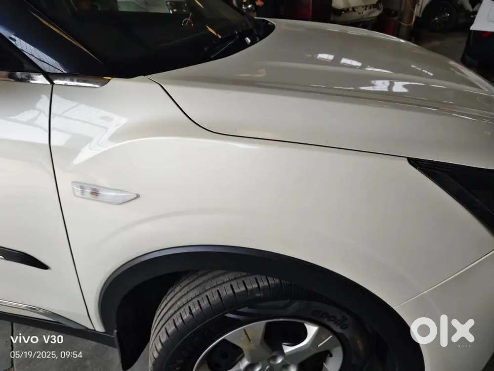 Mahindra Xuv300 Turbosport 2022 Petrol 8000 Km Driven