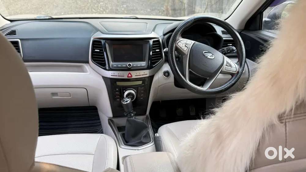 Mahindra Xuv300 W8 Petrol Manual