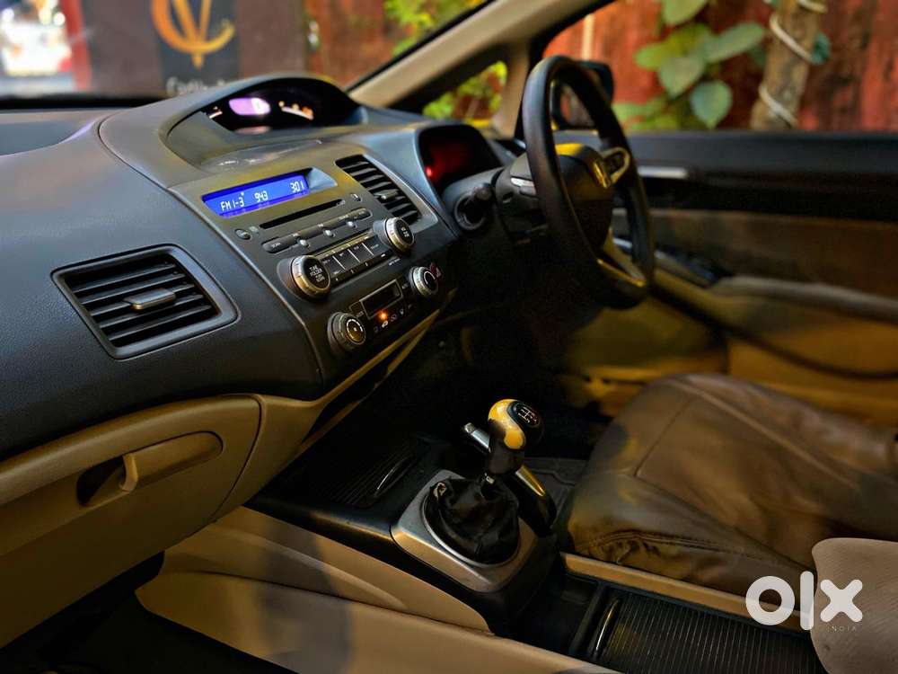 Honda Civic 1.8 V Mt, 2011, Petrol