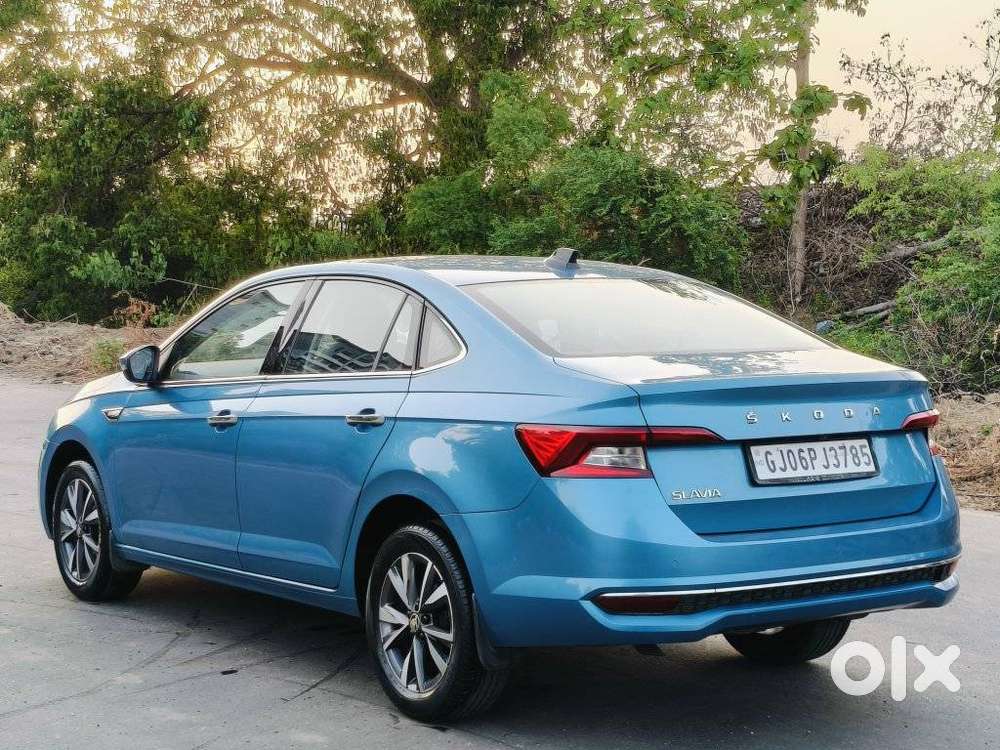 Skoda Slavia Style 1.0l Tsi Mt, 2022, Petrol