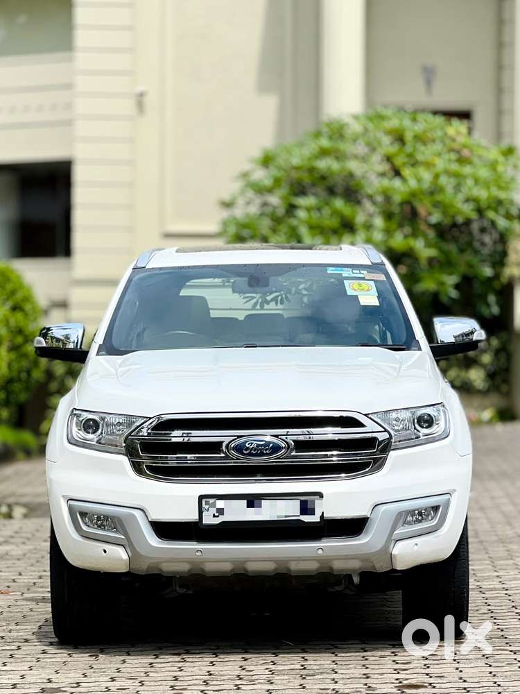 Ford Endeavour 3.2 Titanium At 4x4, 2017, Diesel