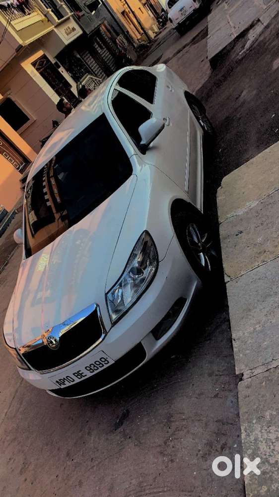 Skoda Laura