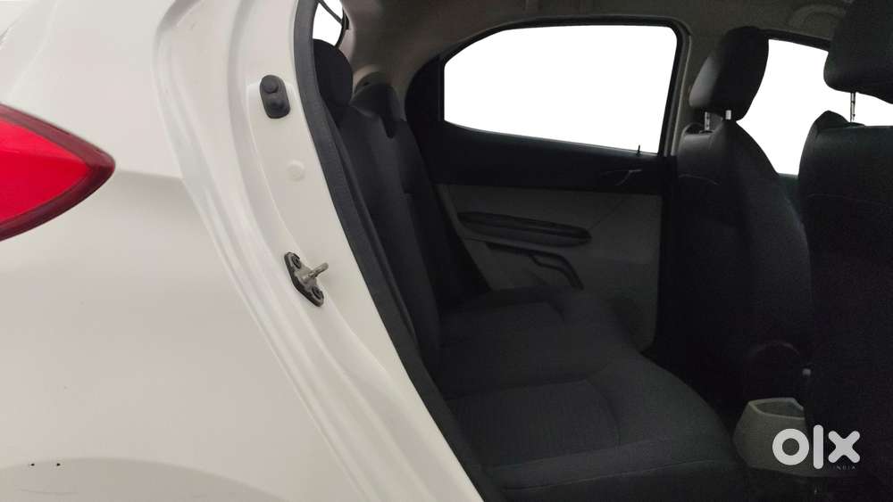Tata Tiago 1.2 Revotron Xz, 2019, Petrol