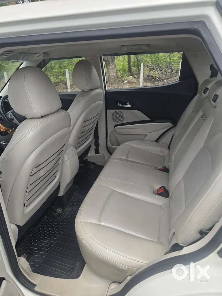 Mahindra Xuv300 2022