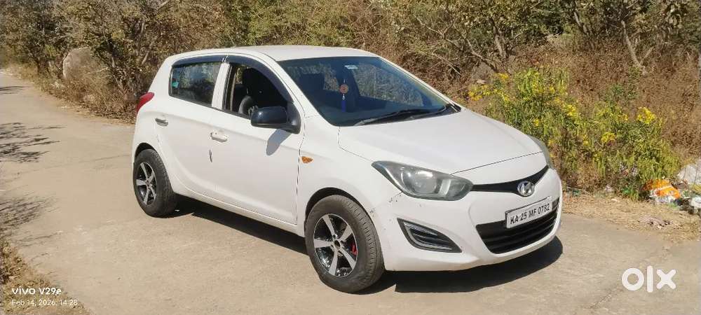 Hyundai Elite I20 2014 Diesel 80000 Km Driven
