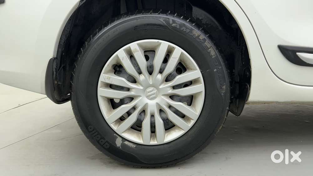 Maruti Suzuki Dzire Vxi Ags, 2021, Petrol