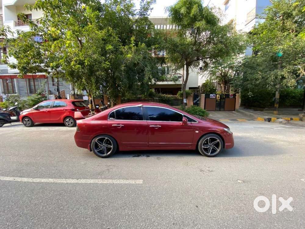 Honda Civic Petrol automatic with padle 2007 Year with mag wheel