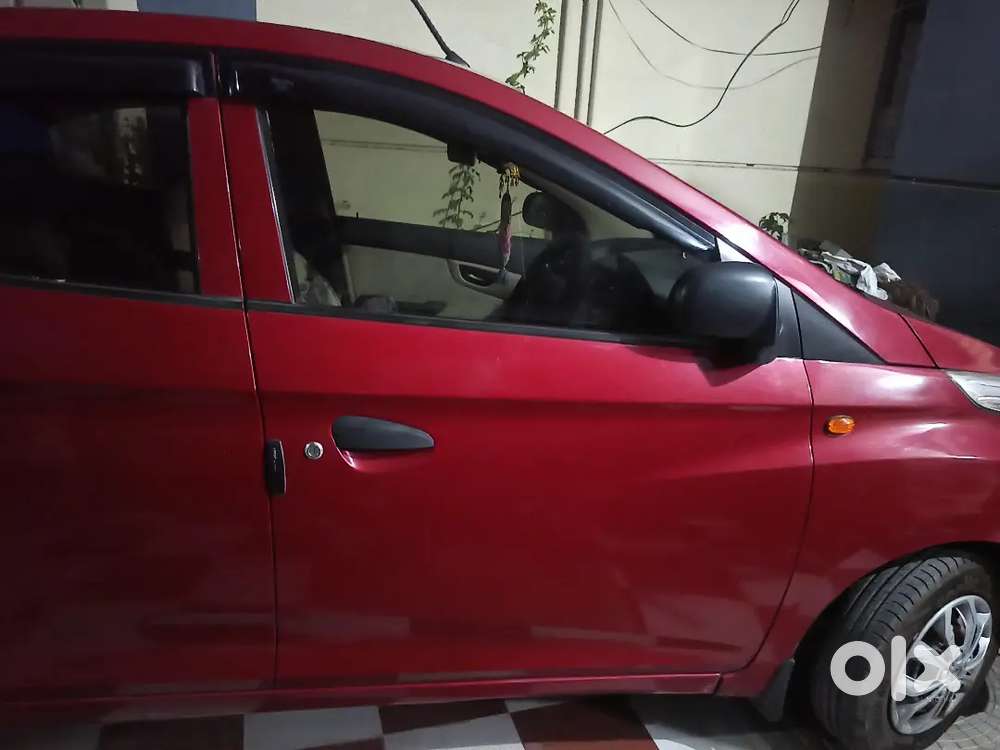 Hyundai Eon 2015 Petrol 68200 Km Driven
