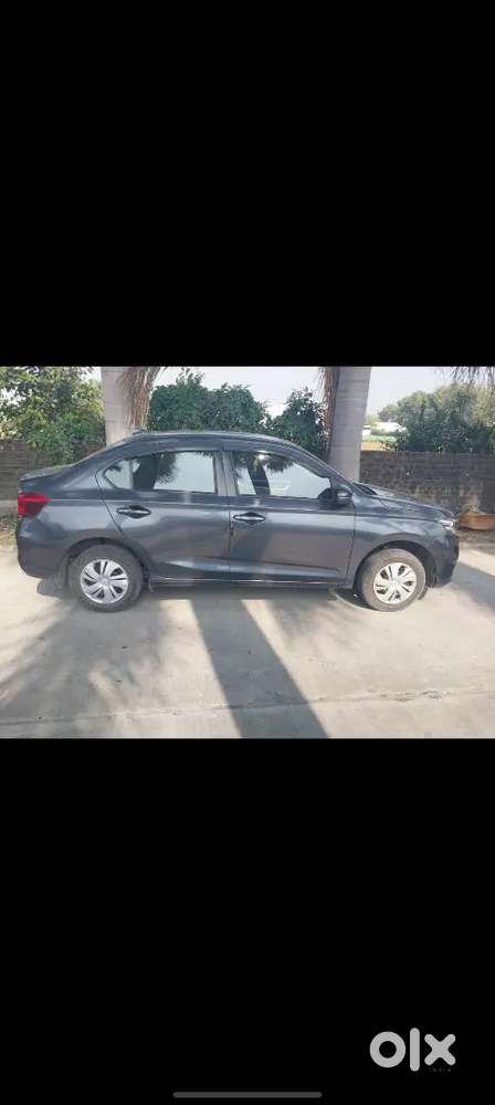 Honda Amaze 2nd Gen 2022 Petrol 34000 Km Driven