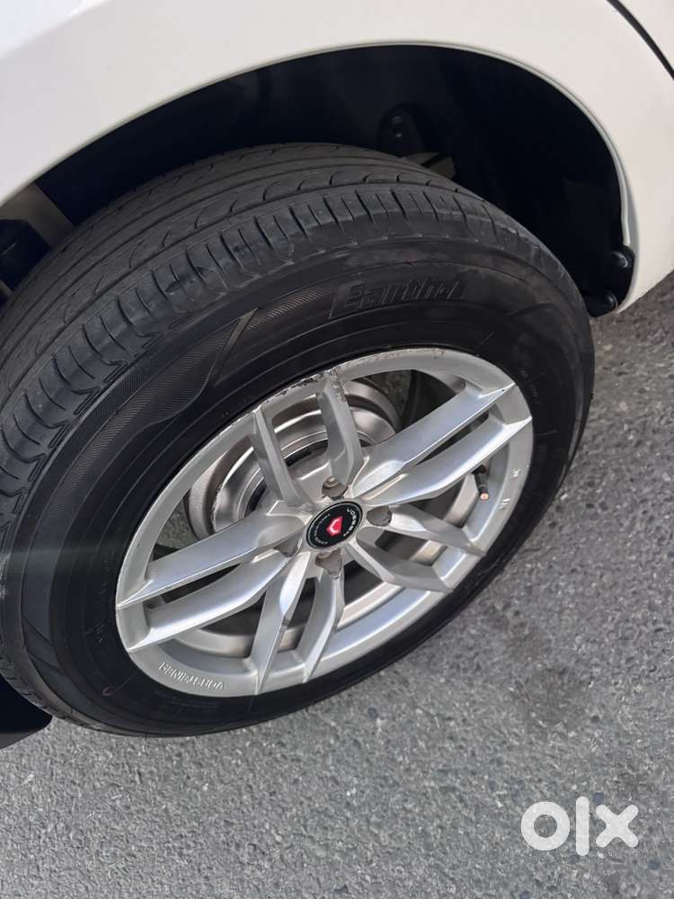 Maruti Suzuki Swift Dzire 2015-2017 Vdi Abs, 2016, Diesel