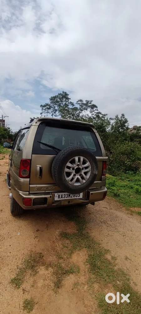 Tata Safari 2012