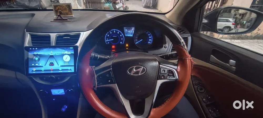 Hyundai Verna 1.6 Sx 2011