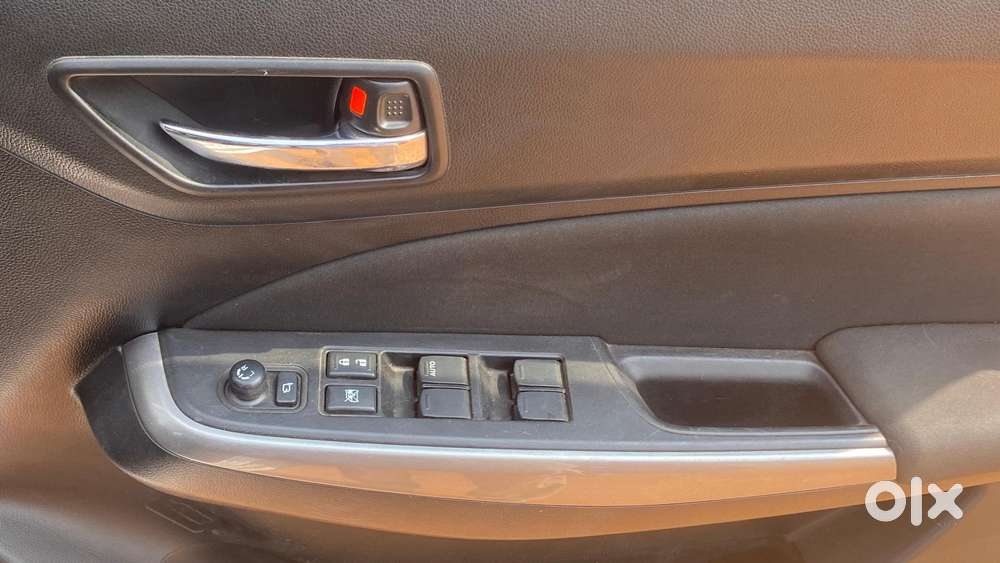 Maruti Suzuki Swift 2018 Zxi, 2019, Petrol