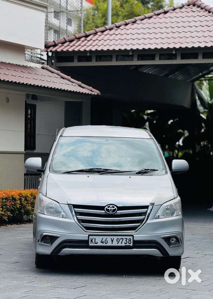 Toyota Innova G4 2013