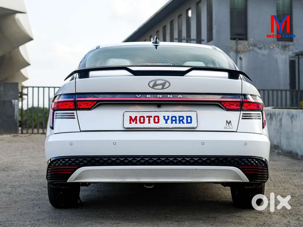 Hyundai Verna 1.5 Sx (o) Ivt, 2025, Petrol
