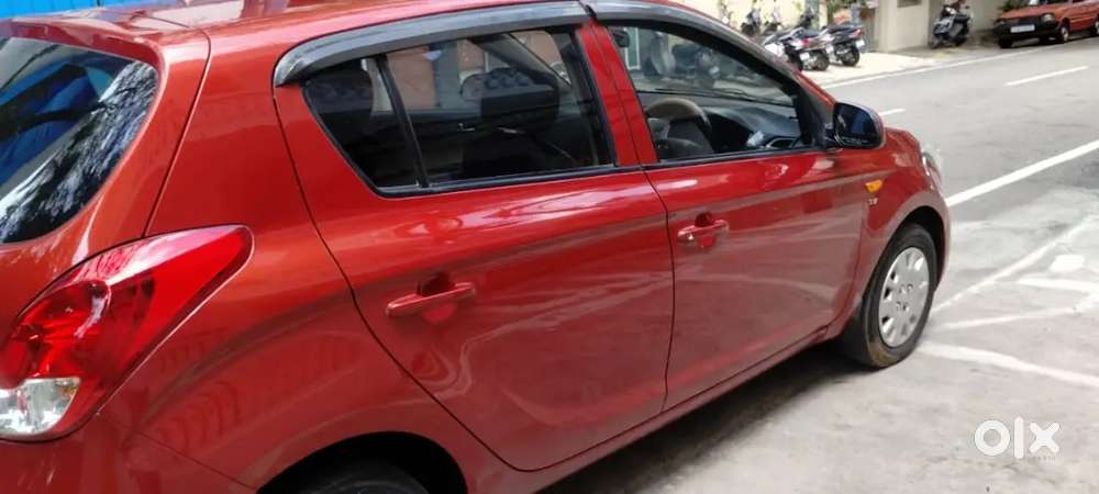 Hyundai I20 Magna Vtvt Petrol 2012  78,000 Km  Insurance Valid