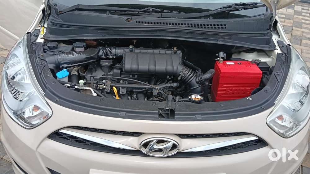 Hyundai I10 Sportz, 2013, Petrol