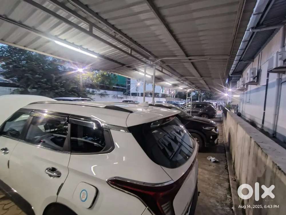 Kia Carens 2023 Petrol 30000 Km Driven