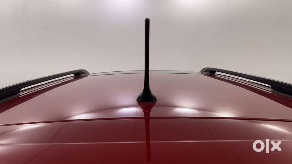 Mahindra Xuv300 1.2 W8 (o) Amt Petrol, 2022, Petrol