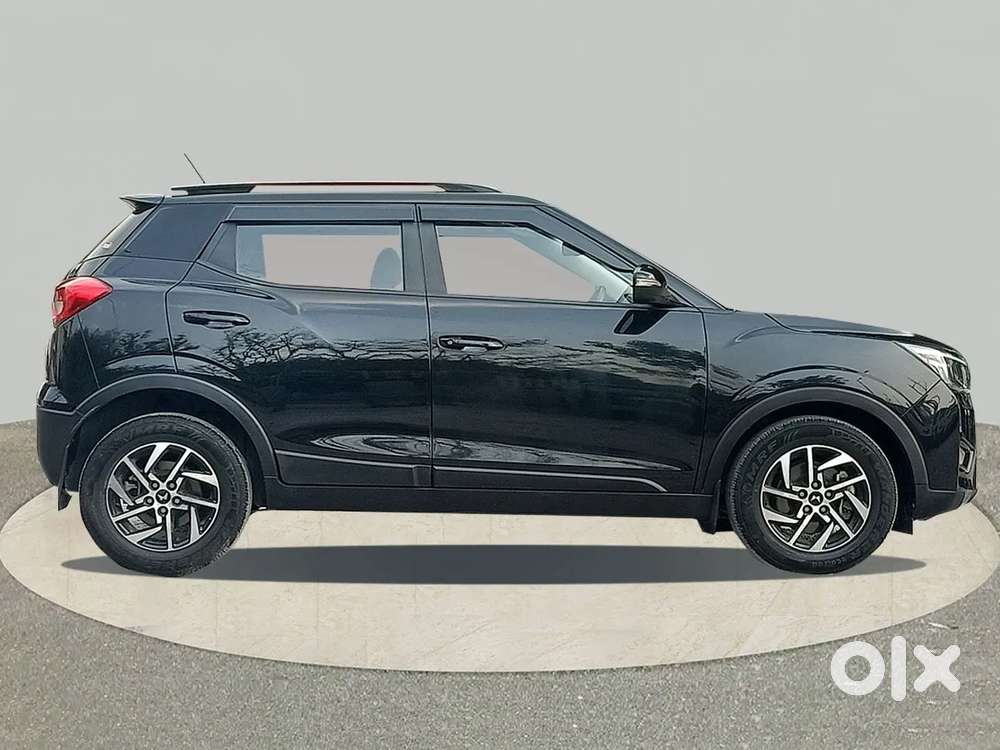 Mahindra Xuv300 W8 Option, 2023, Petrol