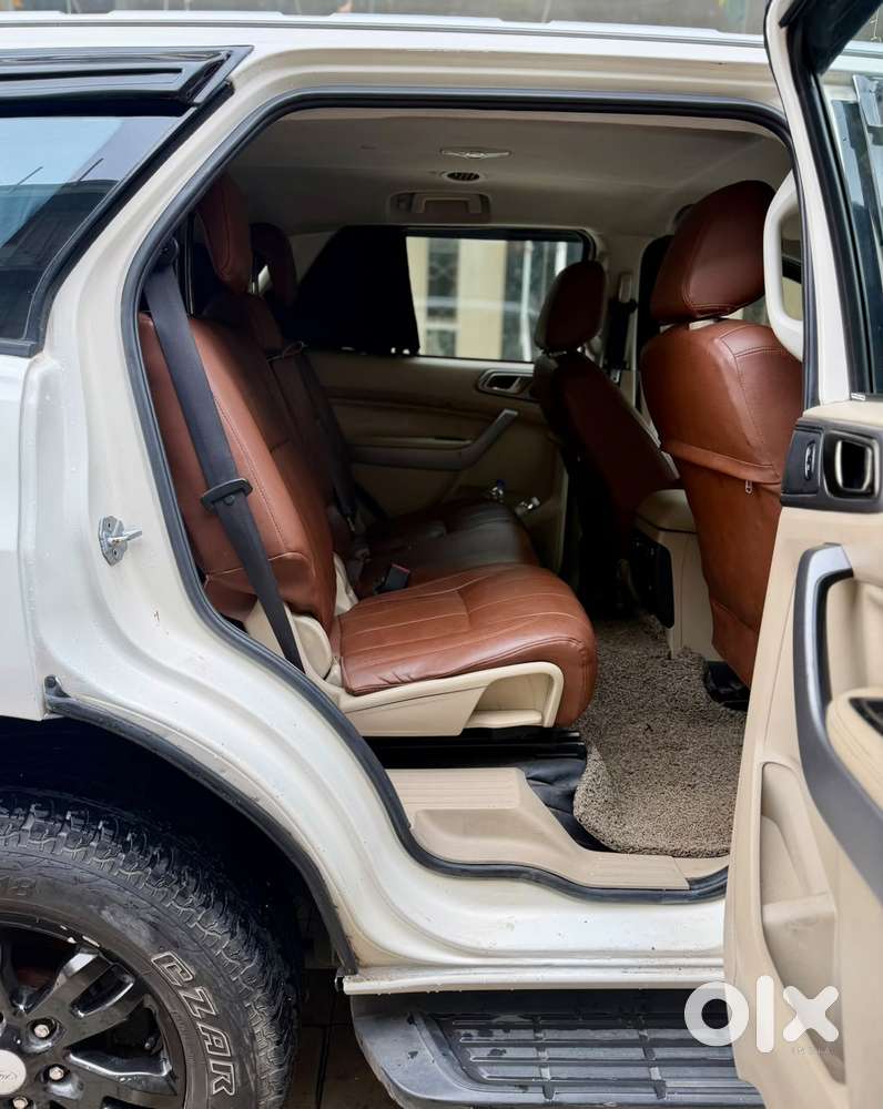 Ford Endeavour Titanium 2.2 4x2, 2016, Diesel