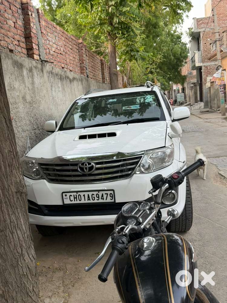 Toyota Fortuner Diesel 2011