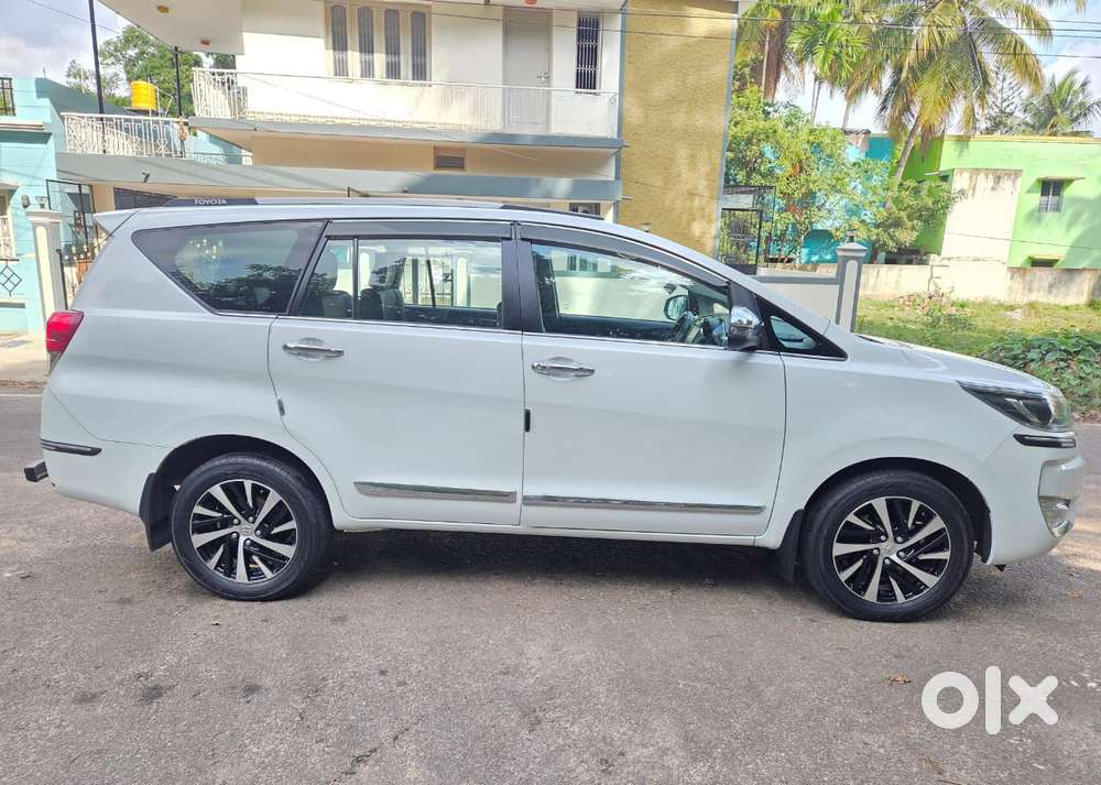 Toyota Innova Crysta 2.4 Z 7 Str, 2024, Diesel
