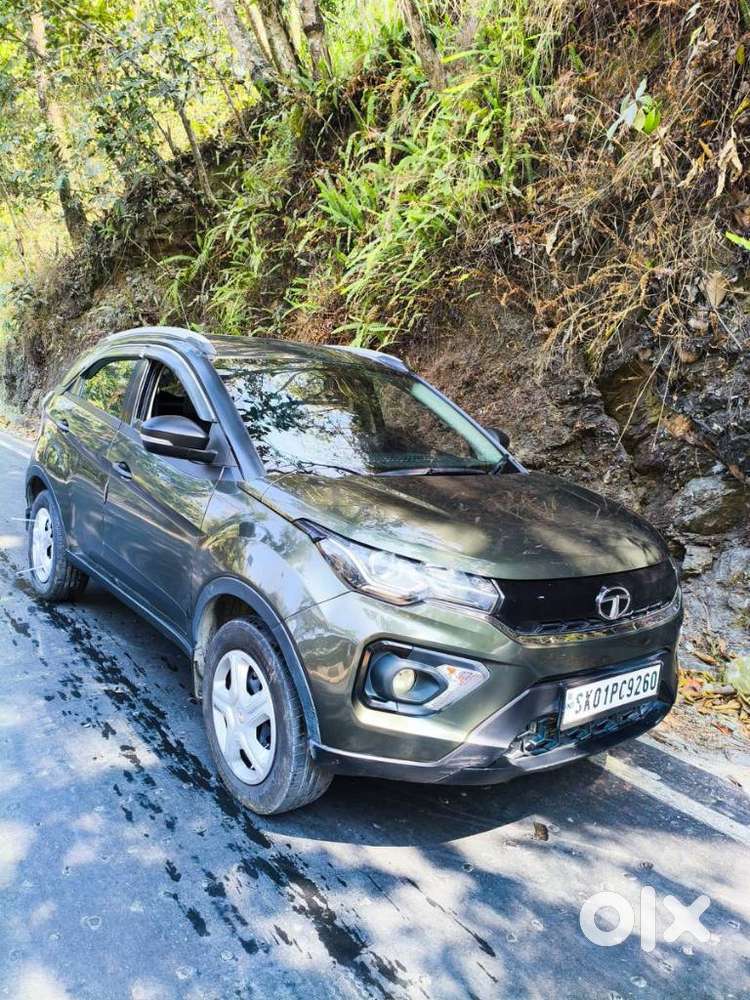 Tata Nexon 1.2 Revotron Xz Plus, 2022, Petrol