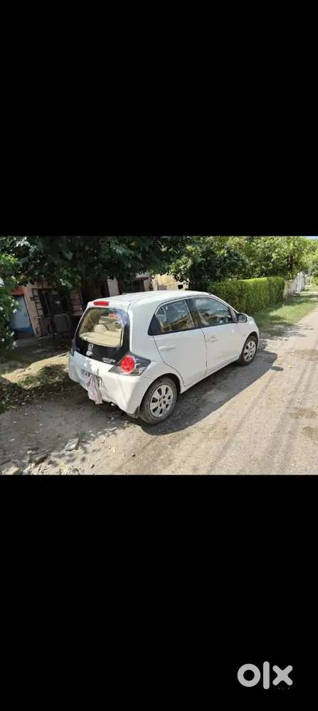 Honda Brio 2012 Petrol 70000 Km Driven Well Maitined