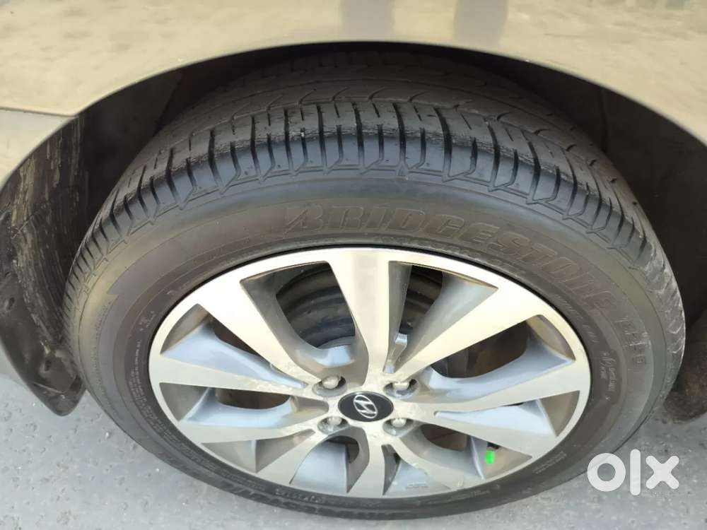 Hyundai Verna [ ] Fluidic 4s 1.6 Vtvt Sx At, 2015, Petrol