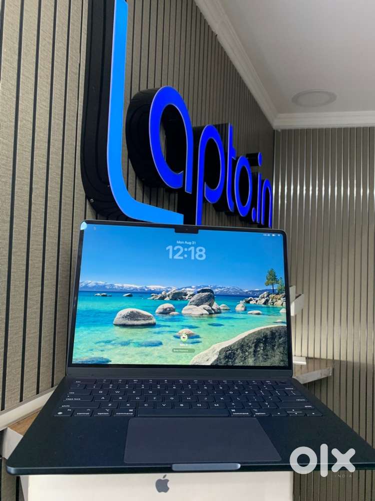 APPLE MACBOOK AIR 2022 SERIES M2